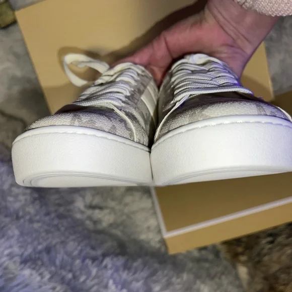 Michael Kors JUNO STRIPE LACE UP MK HERITAGE CANVAS VANILLA - Picture 4 of 8